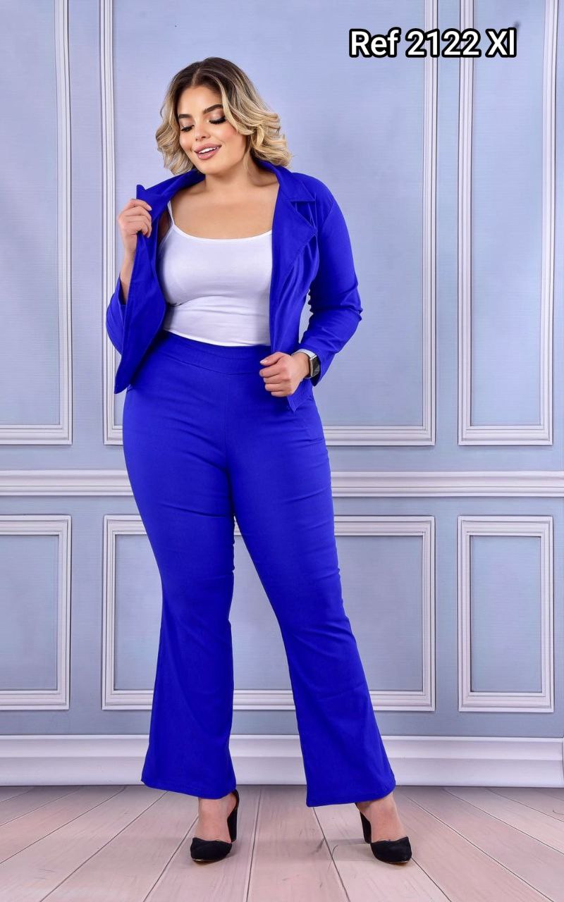 Conjunto blazer camiseta pantalón Plus