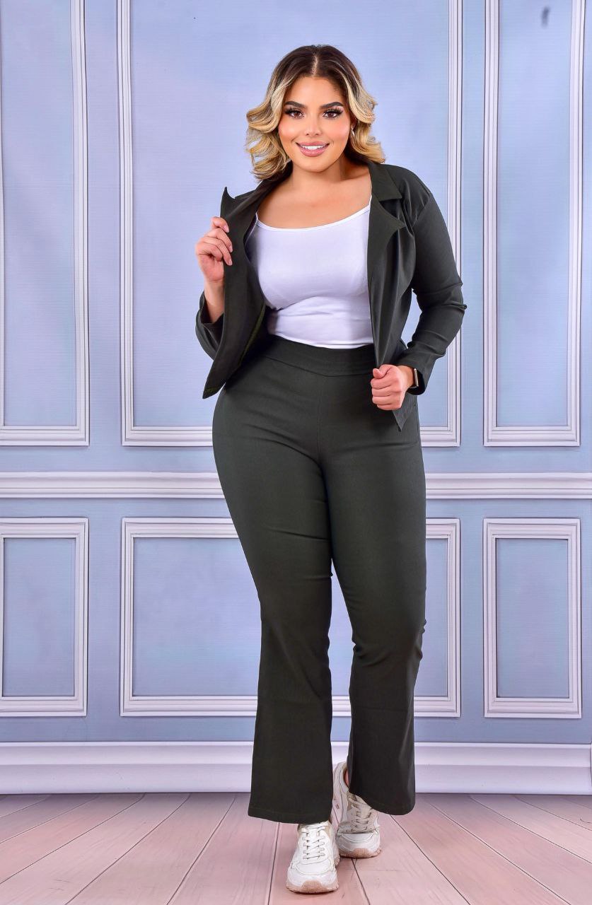 Conjunto blazer camiseta pantalón Plus