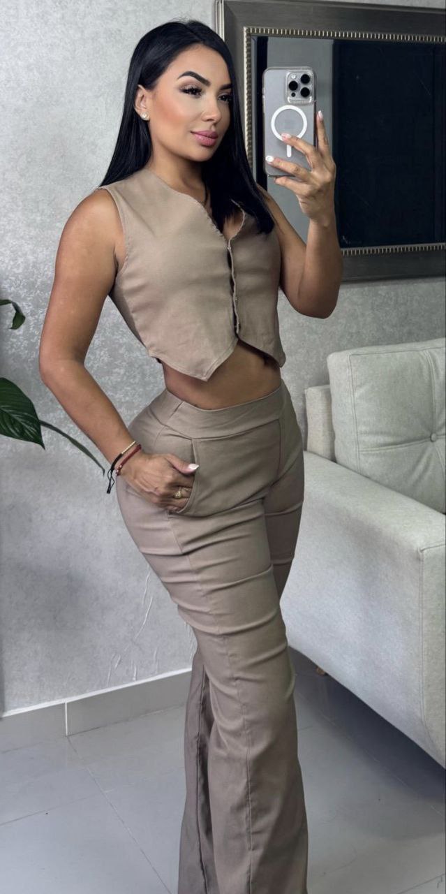 Conjunto chaleco y pantalón 2204