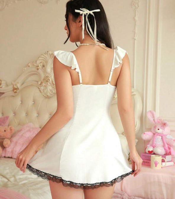 vestido blanco y negro talla M